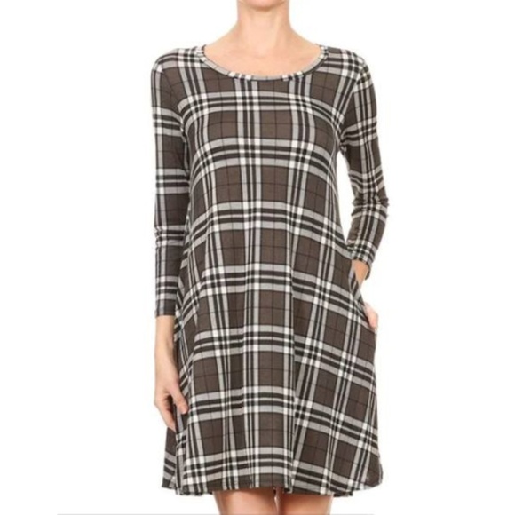 Dresses & Skirts - Charcoal Plaid Swing Dress with Pockets